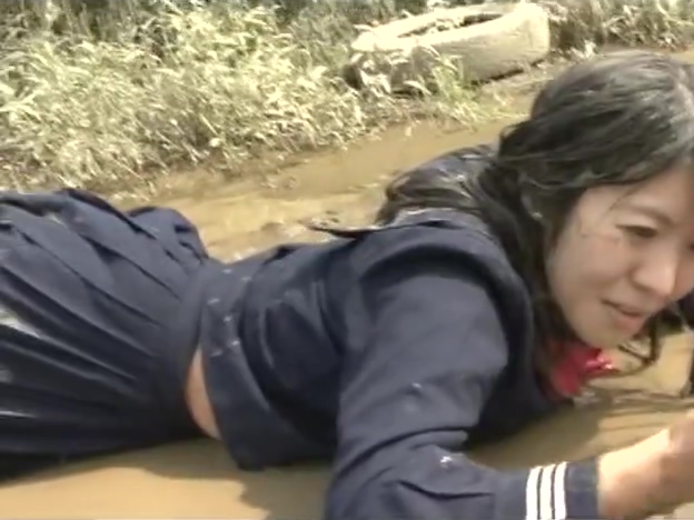 Dear muddy play